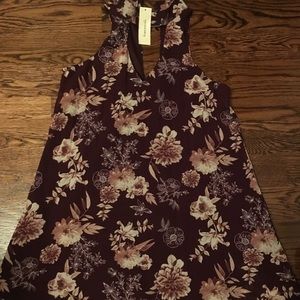 Francesca’s floral key hole dress